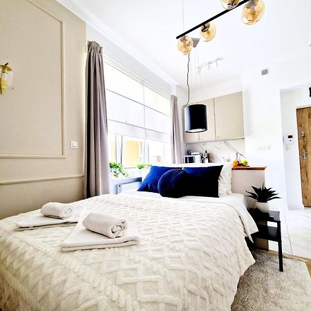 J&W Apartments Grojecka Glam Flat 华沙 外观 照片